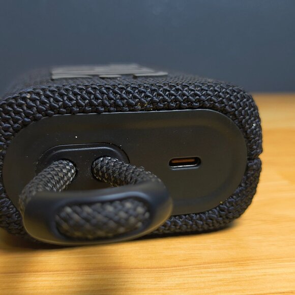 JBL GO3 BLUETOOTH SPEAKER π₯ ONLY $22.00 - Picture 5 of 6